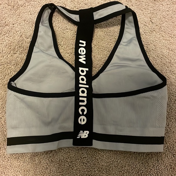New Balance Sports Bra - Picture 3 of 5